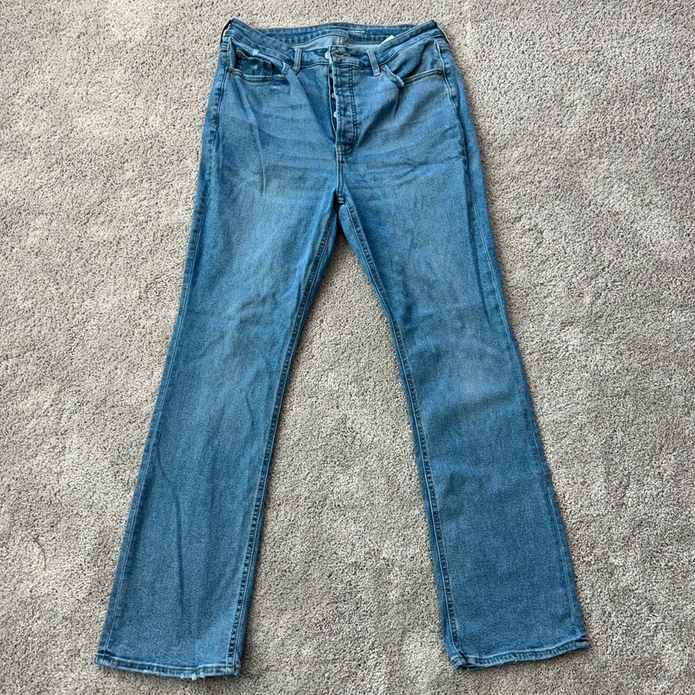 Old Navy Extra High Rise Kicker Boot-Cut Medium Wash Jeans - Size 12